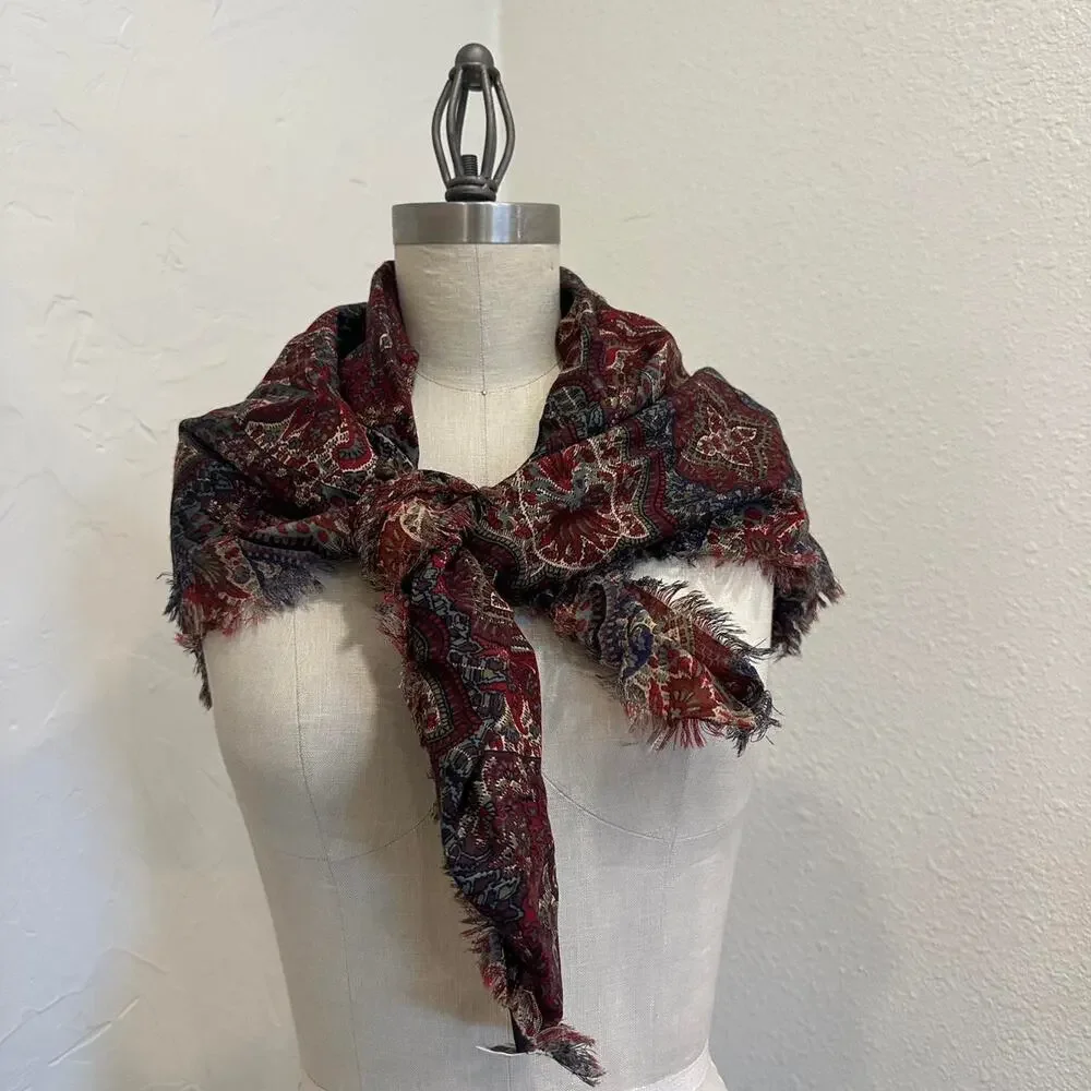 BEN NEVIS Nordstrom Women’s Paisley Pure New Wool Fringe Scarf